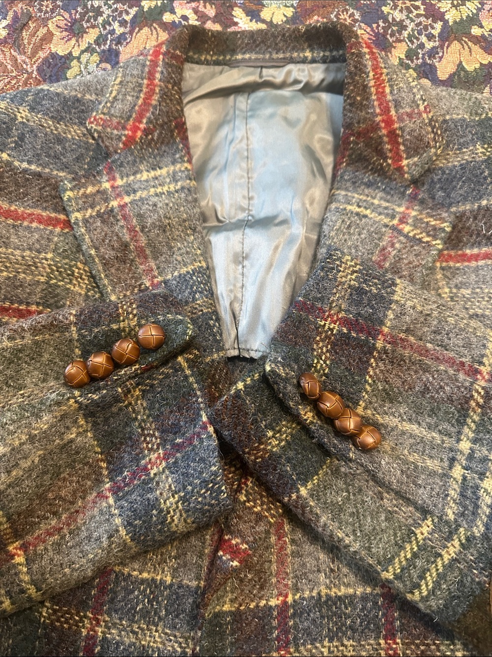 Chaps Ralph Lauren Multicolor Plaid with Red Accents Men’s Sports Coat Size 42 R